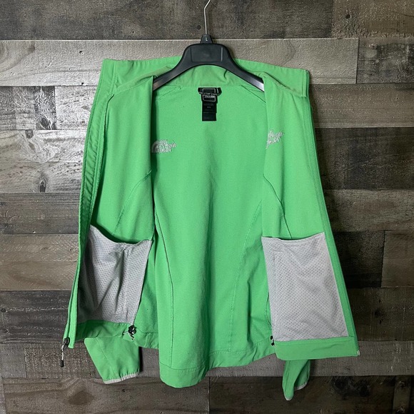 SOLD The North Face Womens Nimble Jacket Medium - Picture 3 of 3